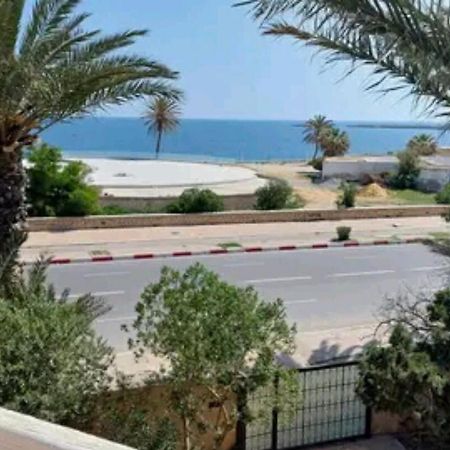 Duplex Pied Dans L'Eau Avec Magnifique Vue Sur Mer Monastir Exterior foto