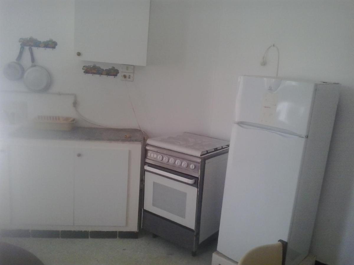 Duplex Pied Dans L'Eau Avec Magnifique Vue Sur Mer Monastir Exterior foto