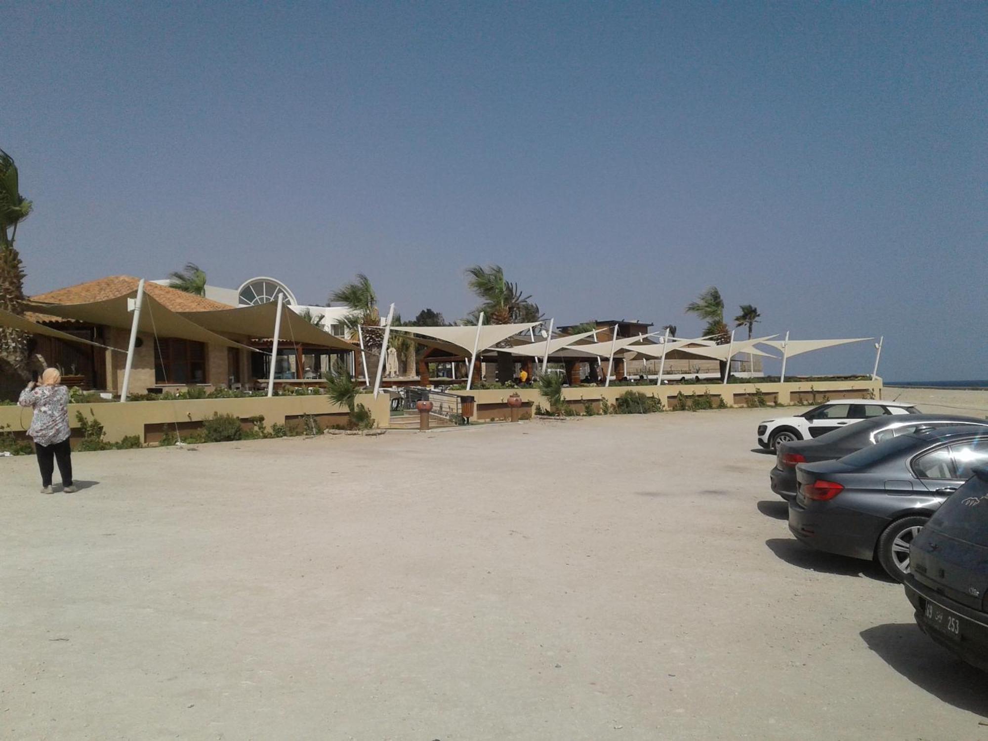 Duplex Pied Dans L'Eau Avec Magnifique Vue Sur Mer Monastir Exterior foto