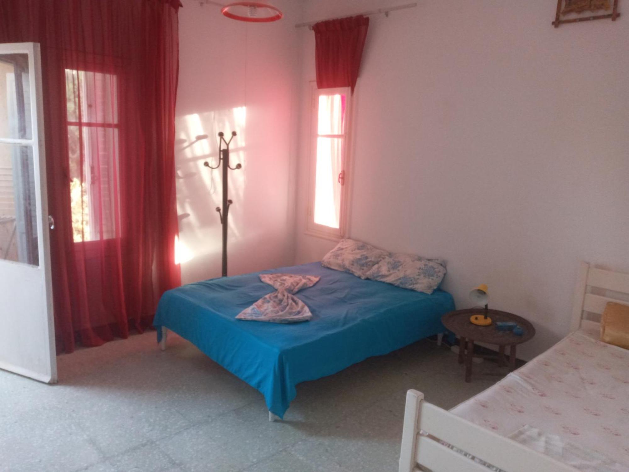 Duplex Pied Dans L'Eau Avec Magnifique Vue Sur Mer Monastir Habitación foto