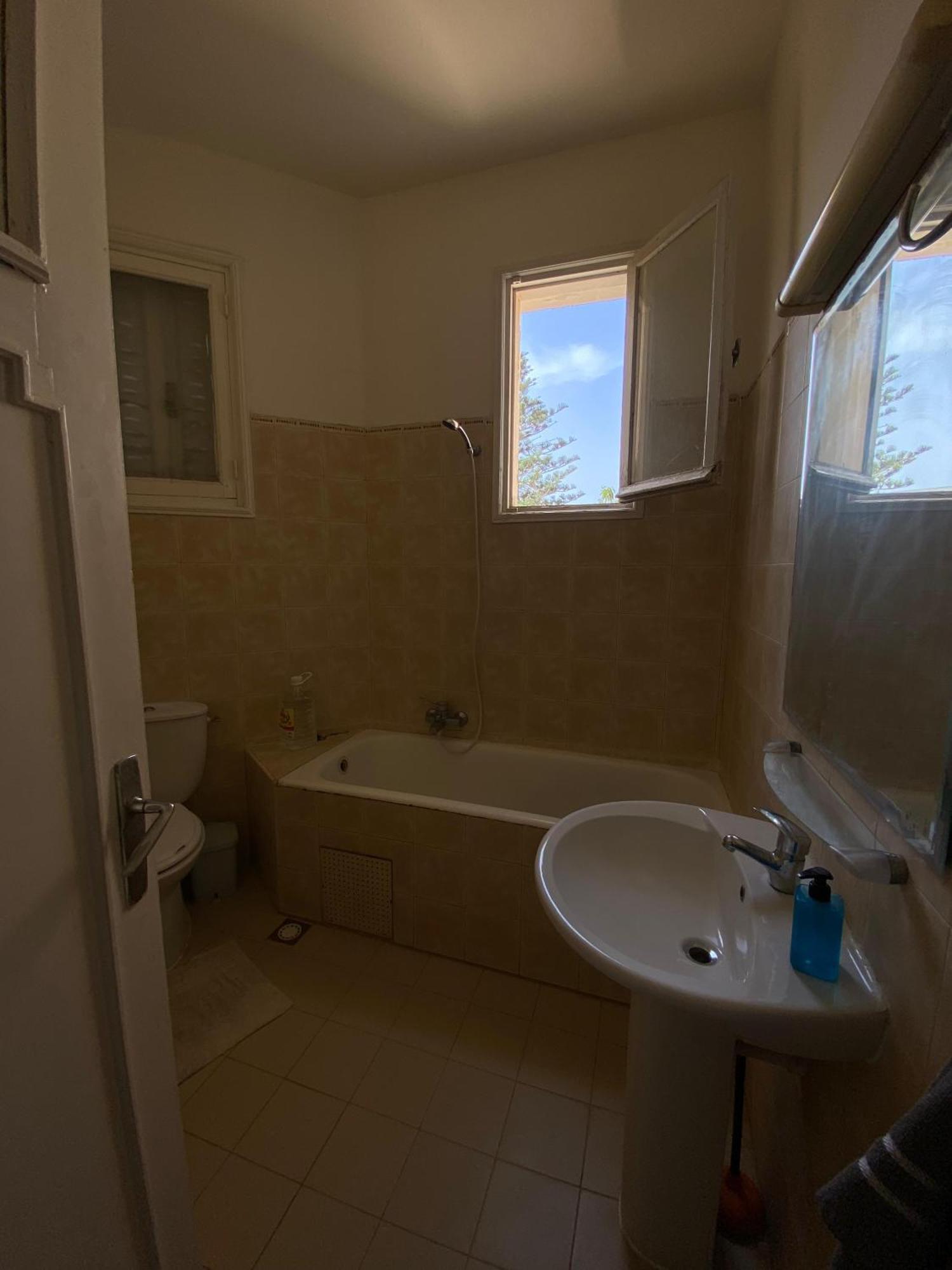Duplex Pied Dans L'Eau Avec Magnifique Vue Sur Mer Monastir Exterior foto